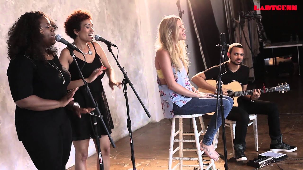 LADYGUNN TV  /  Joss Stone /  
