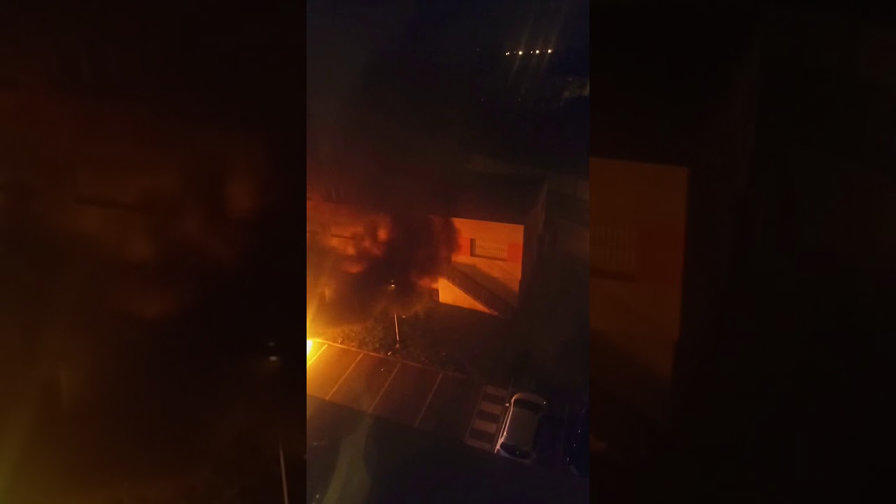 voiture brûlée explose rue waldner Mulhouse