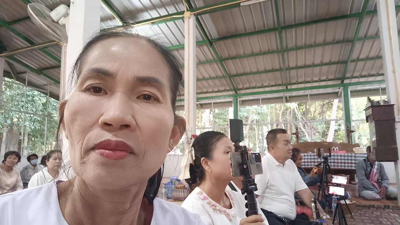 สด   มาทำบุญในวันวาเลนไทน์