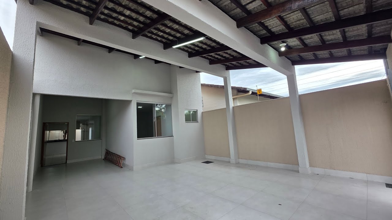 CASA A VENDA INDUSTRIAL SANTO ANTÔNIO APARECIDA DE GOIÂNIA 3 QUARTOS 