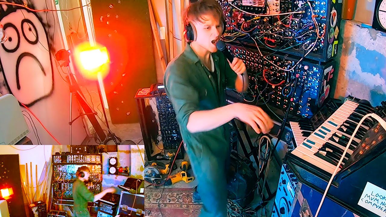 DAYDREAMER - Look Mum No Computer Live Synth Electro Performance