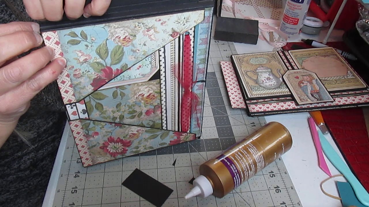 Tuto #19 de 19 Album "Alice" de Stamperia | Le systeme de reliure | Scrapbooking