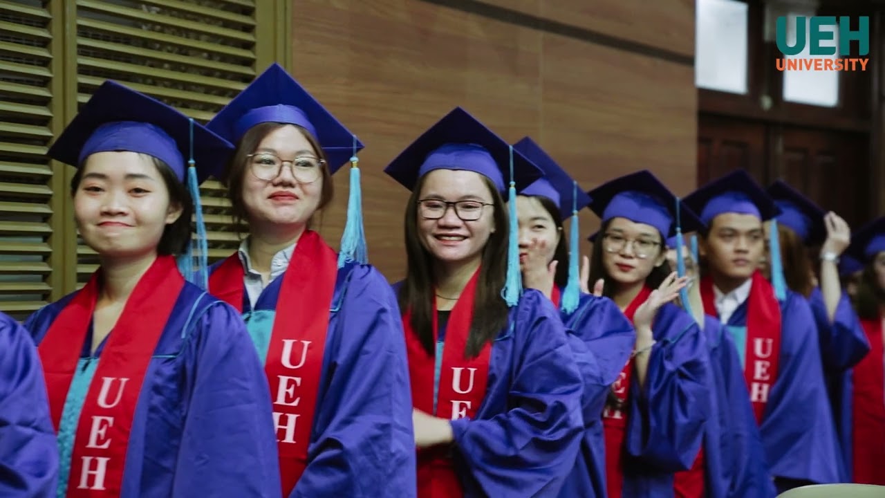 NHỮNG KHOẢNH KHẮC ĐÁNG NHỚ TẠI LỄ TỐT NGHIỆP - UEH GRADUATION DAY 2023