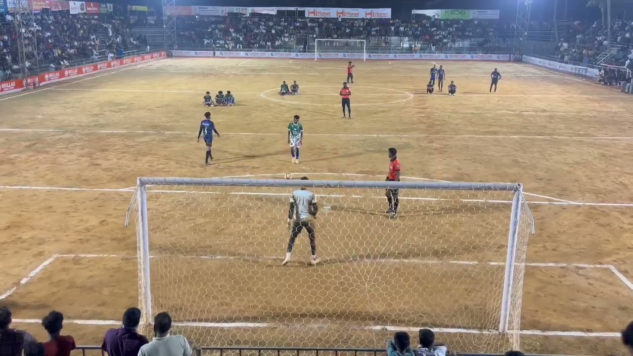 റോയൽ ട്രാവൽസ് കോഴിക്കോട് V/S അഭിലാഷ് എഫ് സി കുപ്പൂത്ത് പെനാൽറ്റി മണ്ണാർക്കാട് അഖിലേന്ത്യാ ഫുട്ബോൾ