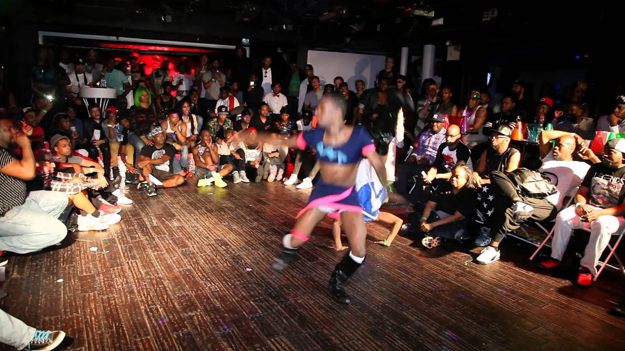 KASSANDRA EBONY VS ALEX MUGLER @ VOGUE NIGHTS 5/11/2015 PART 1