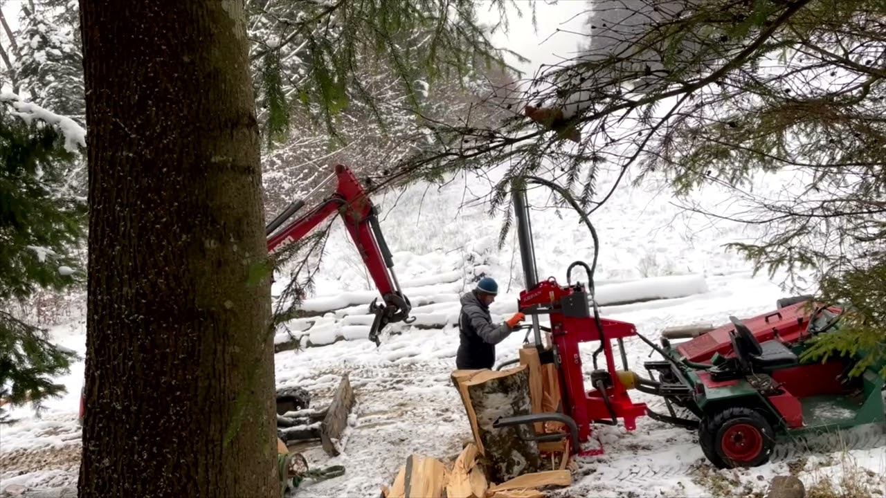 Krpan 18to Holzspalter im Einsatz