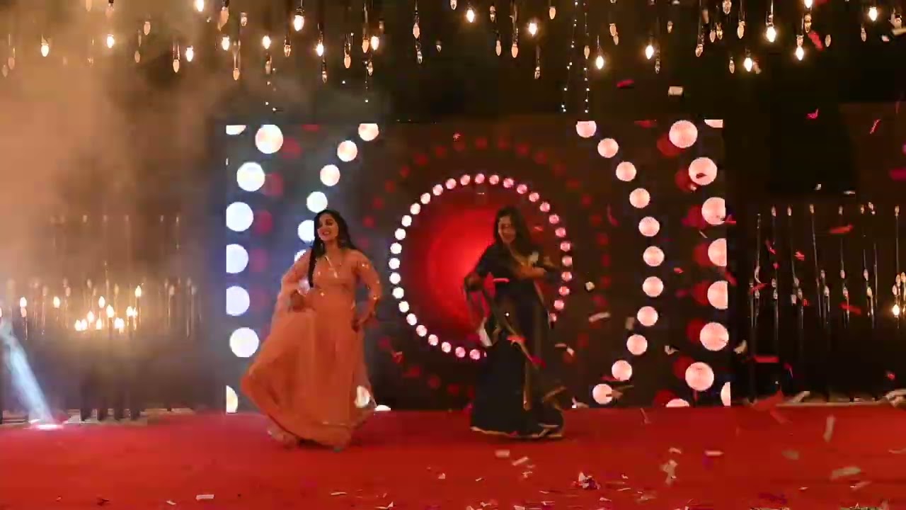 Nanad Bhabhi duo #sangeet #kajra_mohabbat_wala #banthanchali #dance #duet