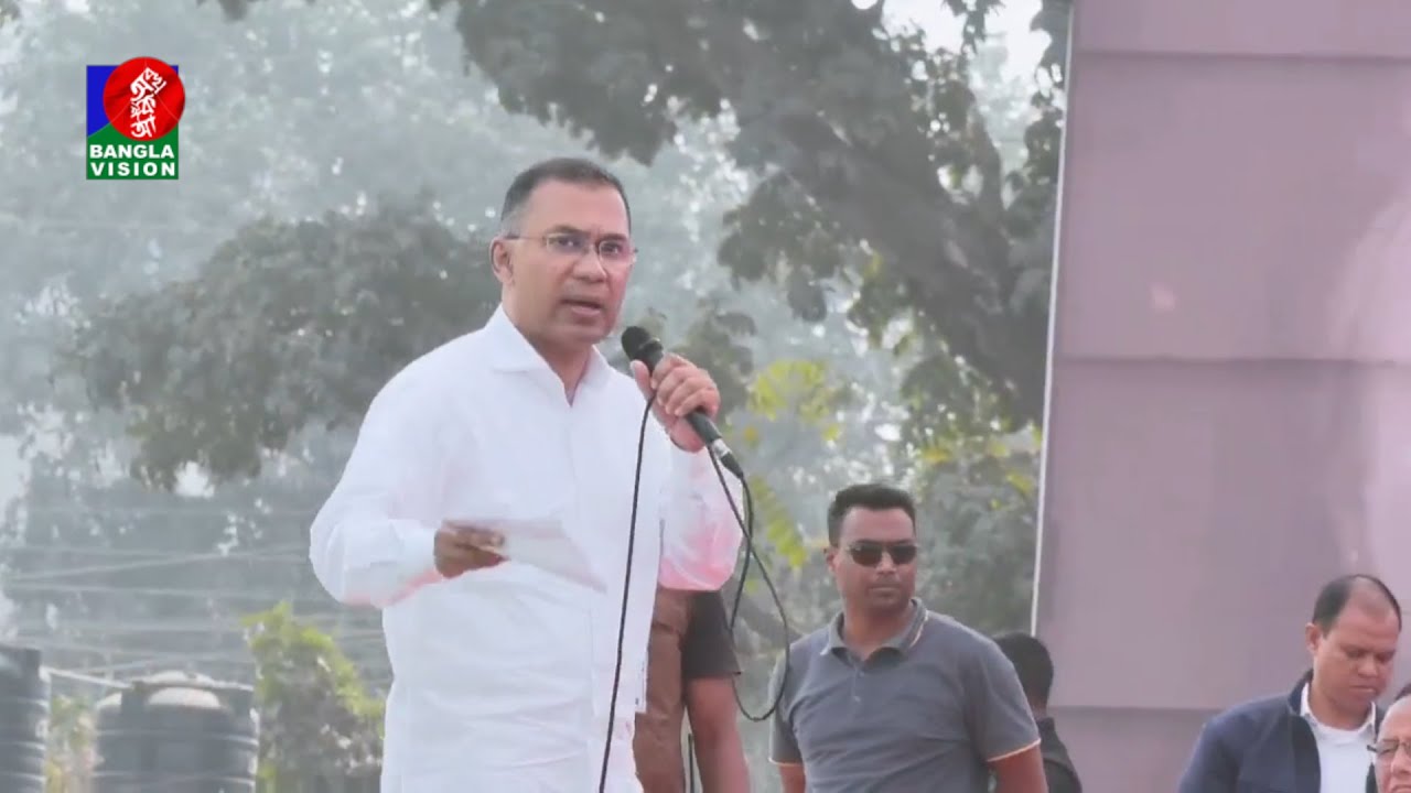 ঠাকুরগাঁও পৌঁছেছেন তারেক রহমান। সরাসরি...