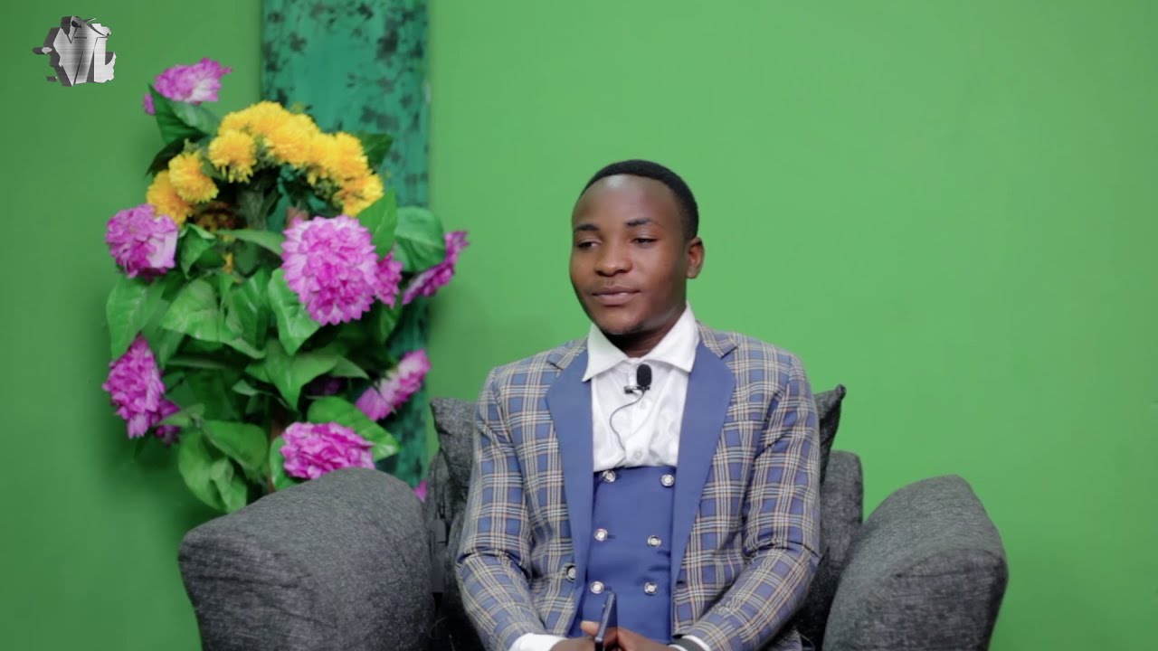SIKUJITENGA NA PRAISE / KUKUA KWANGU INABIDI NIJITEGEMEE