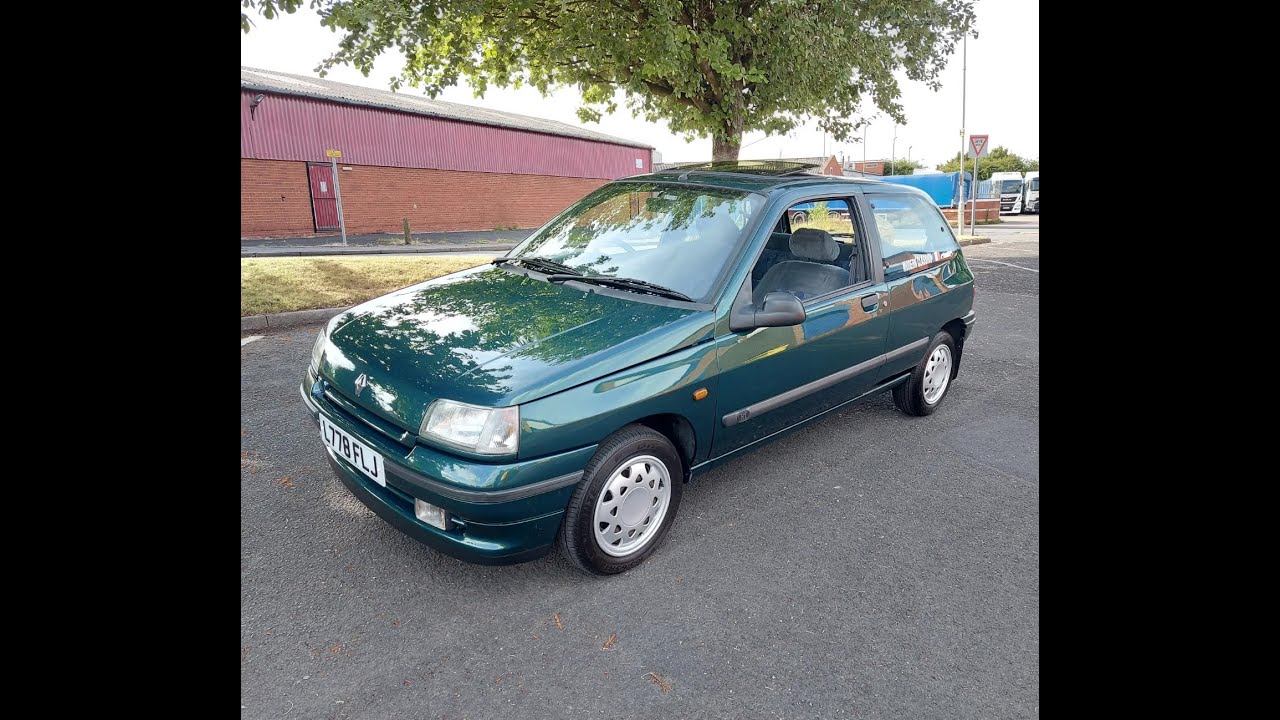 SOLD - COLLECTORS CONDITION 1994 RENAULT CLIO RT MK1, 1.4 AUTOMATIC.