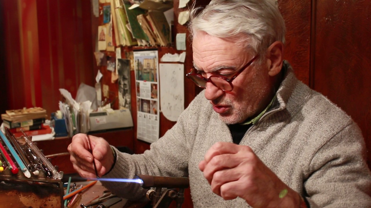 Bruno Amadi and his glass sculptures