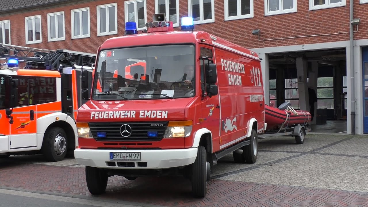 [Selten] Wasserrettungszug Feuerwehr Emden Hauptamtliche Wache