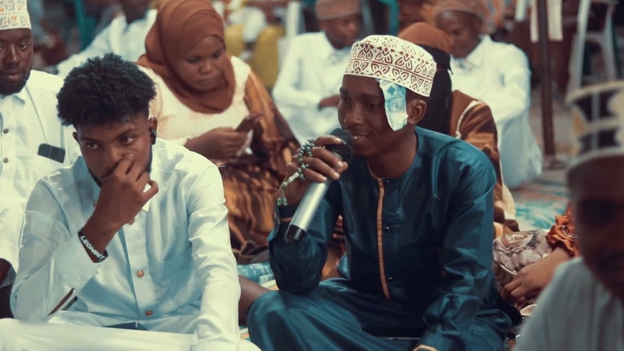 NURANIA MADRASAT WAKIKIWASHA KATIKA VIWANJA VYA TANDIKA TANZANIA 🇹🇿 MADRASA #madrasa #kaswida