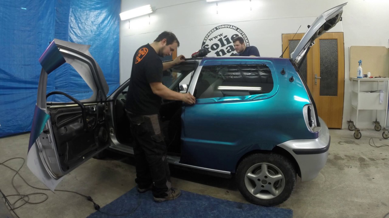 Folienaauto.cz - Kdyně Polo 6N2 Wrap Oracal 970 - 989 Turquoise Lavender
