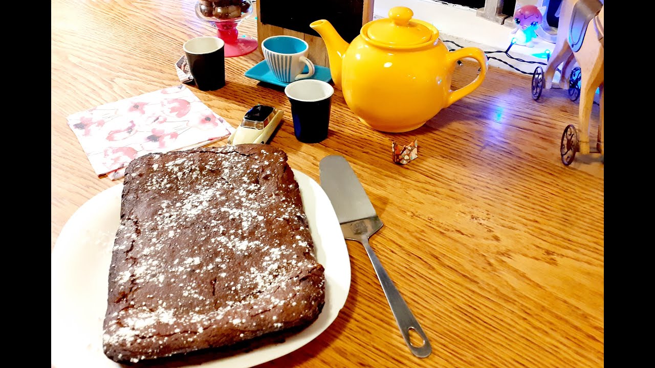 Superbe# recette de Brownies inratable facile et délicieuse# pur chocolat et noix