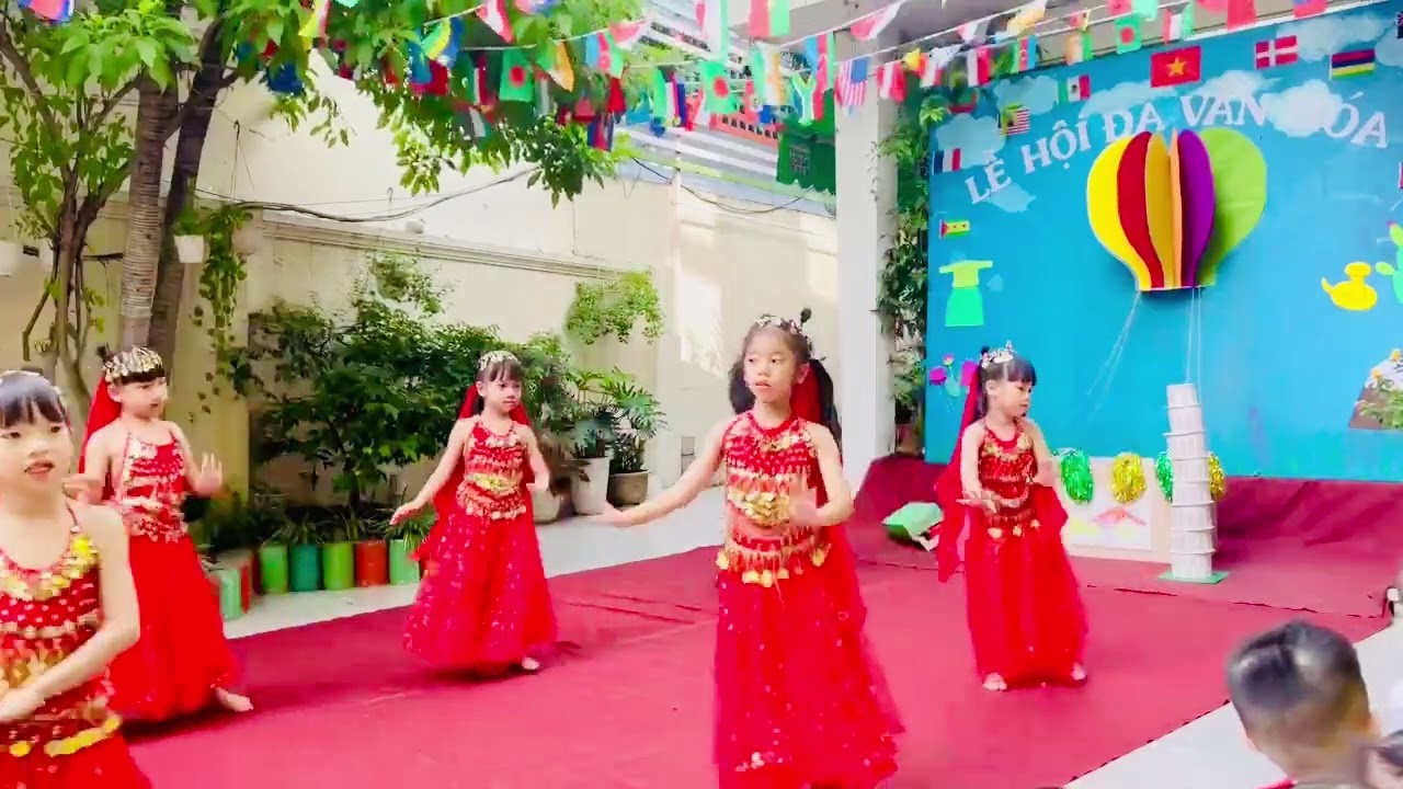 Mickey múa Ấn Độ 28/08/2025