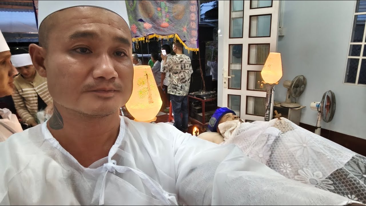 Còn Một Đêm Nữa Thôi… Anh Em Con Sẽ Xa Ba Mãi Mãi