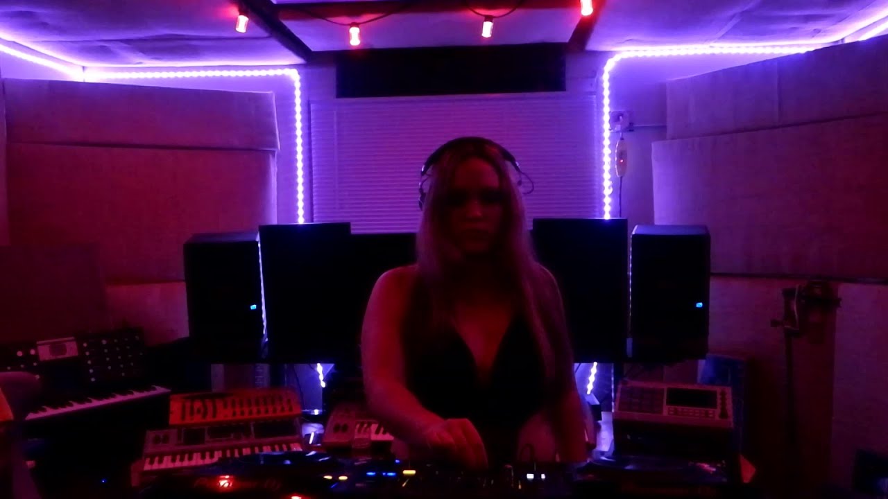 Lotus Linxx- Industrial Hard Techno- Made in Hell 01