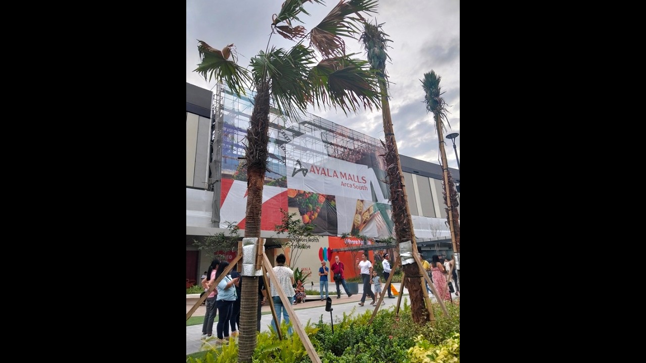 Arca Ayala Mall First Day Opening