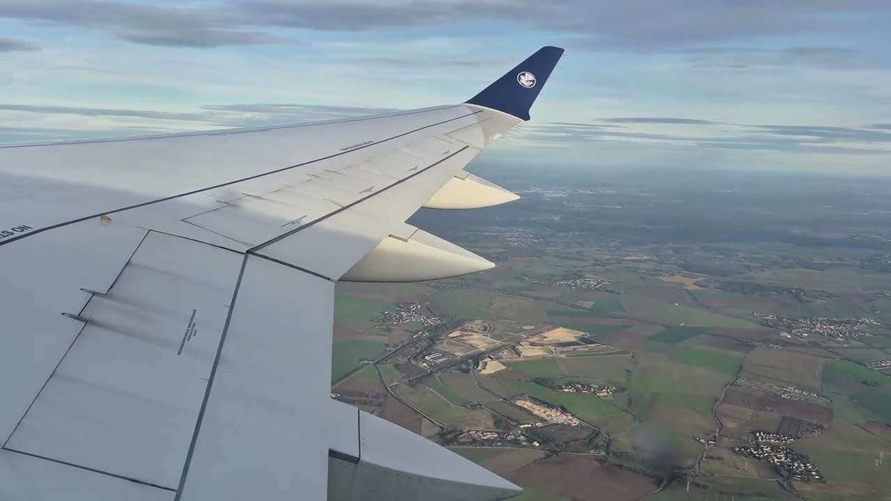 Air France Airbus A220-300 Takeoff from Paris Charles de Gaulle Airport