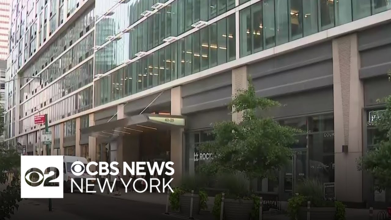 Suspect in custody after deadly stabbing at apartment in Long Island City, police sources say