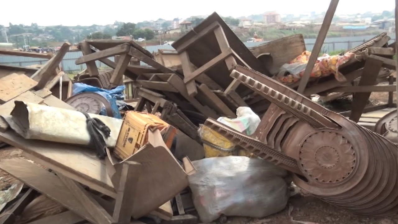 SOCIÉTÉ: CASSES AU MARCHÉ NSAM A YAOUNDÉ- ÉQUINOXE TV