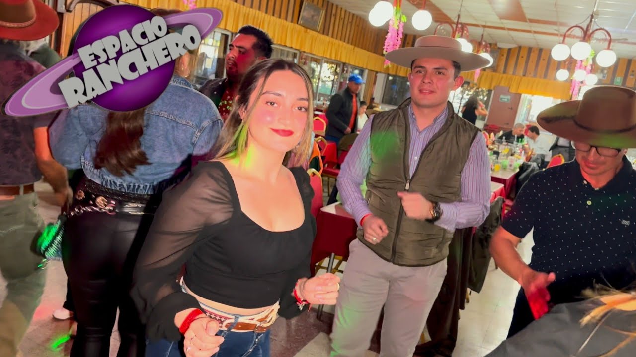 Bailando Rancheritas en La Espuela ❤️ Mix en Vivo de La Onda Llanera en Santiago 2025