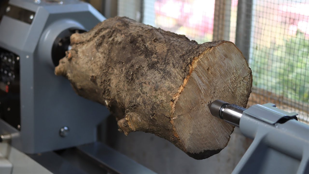 Woodturning - I Can't Believe This Worked! #Spraypaint