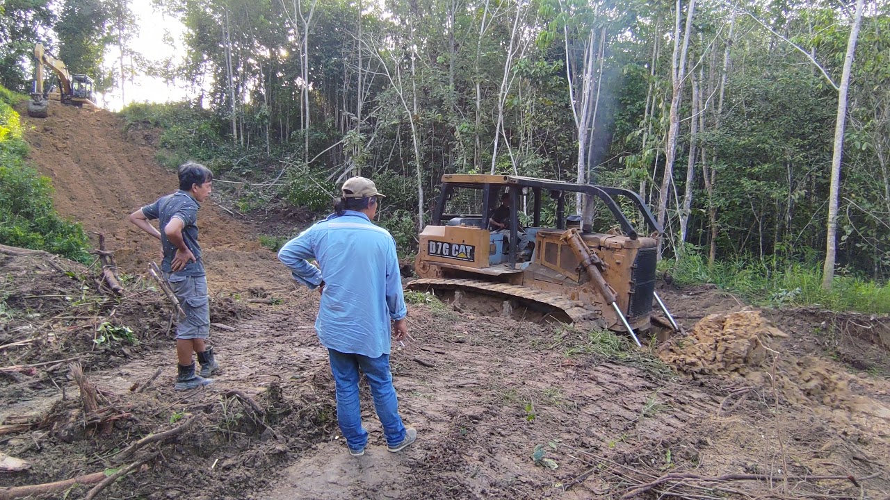 Dozer Caterpillar D7G Memotong Gunung Kecil | Cool Heavy Equipment Work