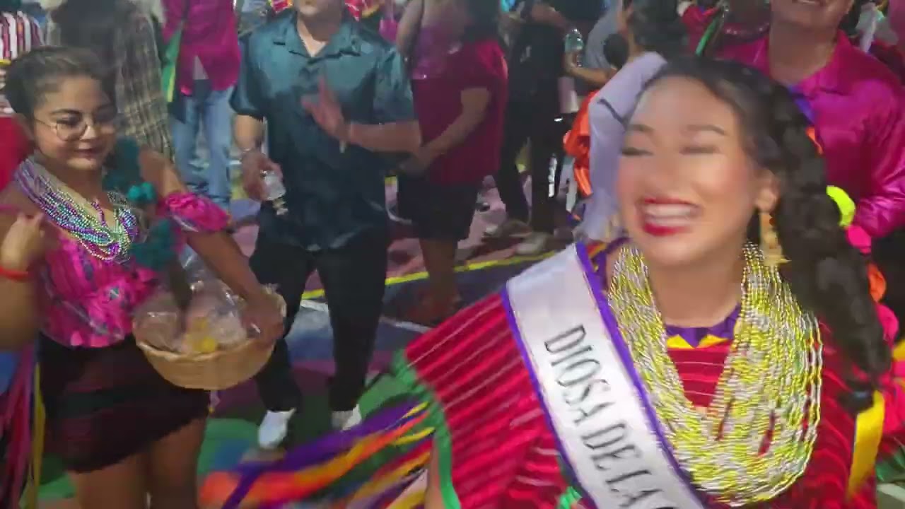 Comparsa Copala en la plasuela hidalgo Tercer domingo de carnaval putleco 2026