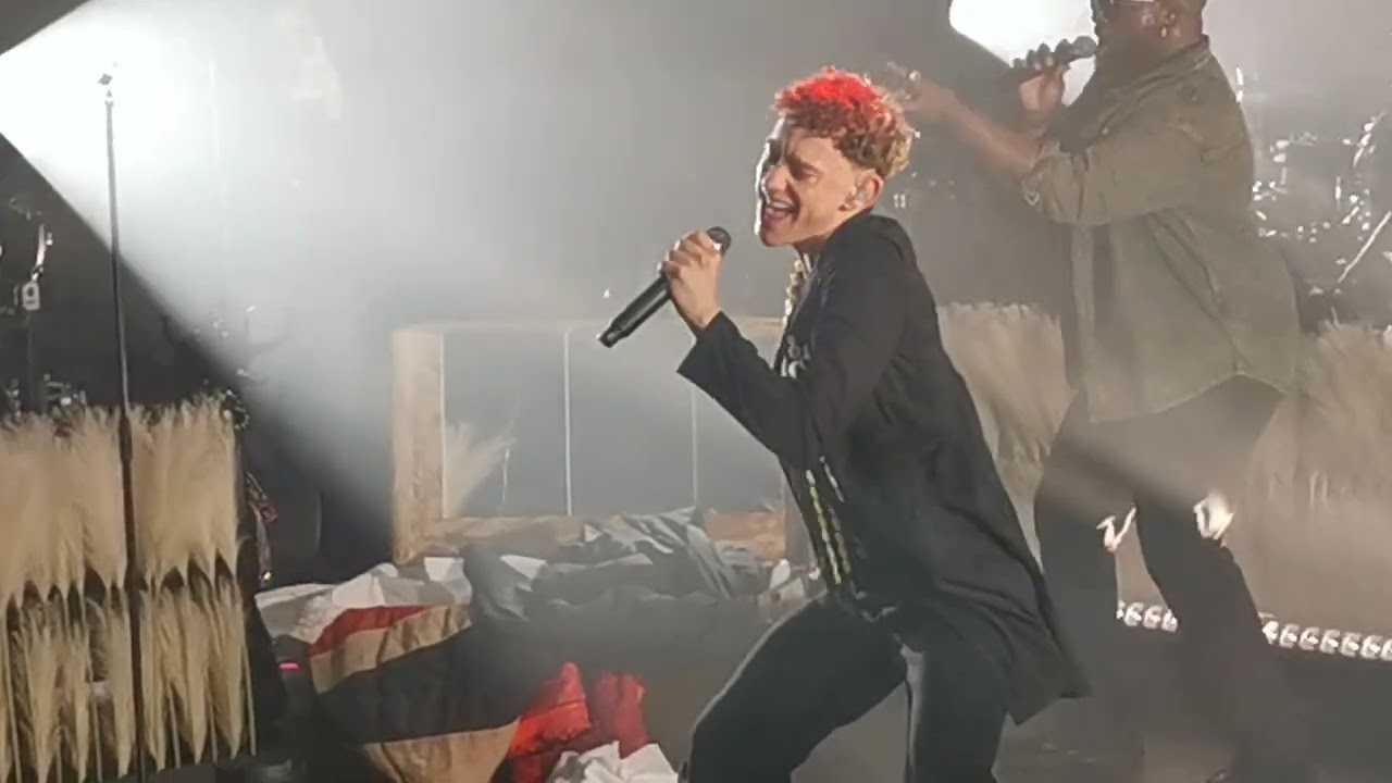 Olly Alexander 
