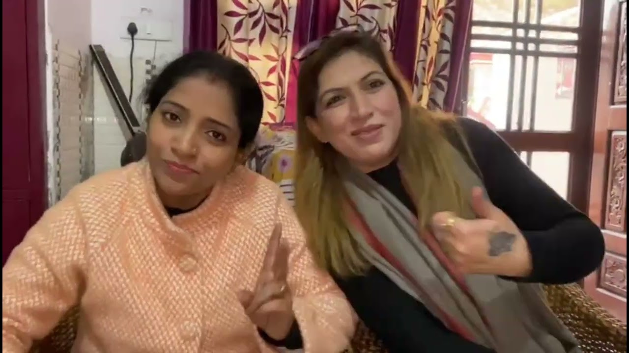 Aaj apni friend ke ghar gai #friendsforever #dosti