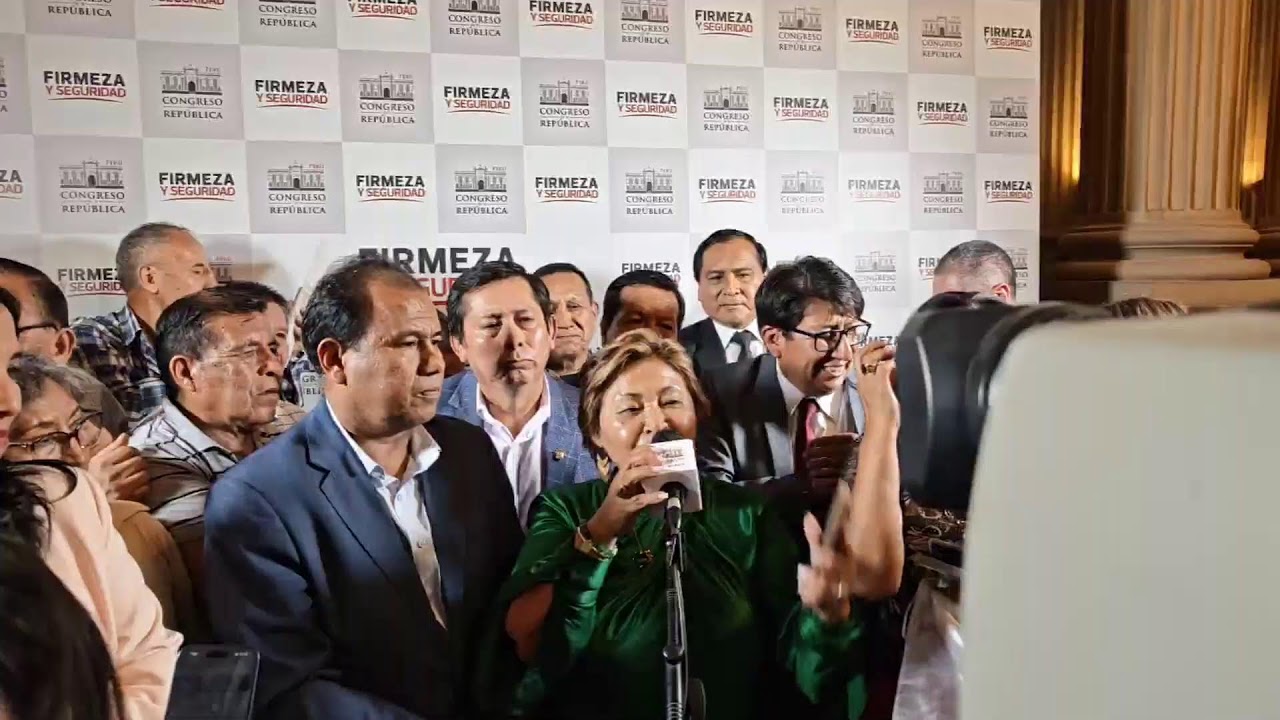🔴 #EnVivo | Hist&oacute;rico Logro 🎉📚: Ley de pensi&oacute;n digna para los maestros jubilados del Per&uacute;