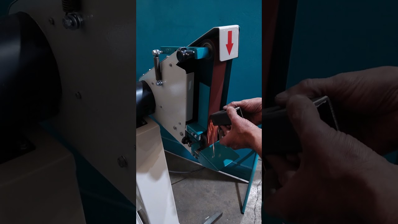 Metasil - Lixadeira de Bancada CUT 1500 1,5CV