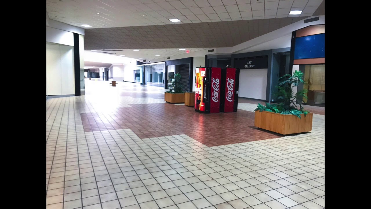 The Most Mysterious Song on the Internet (plays in an empty mall)