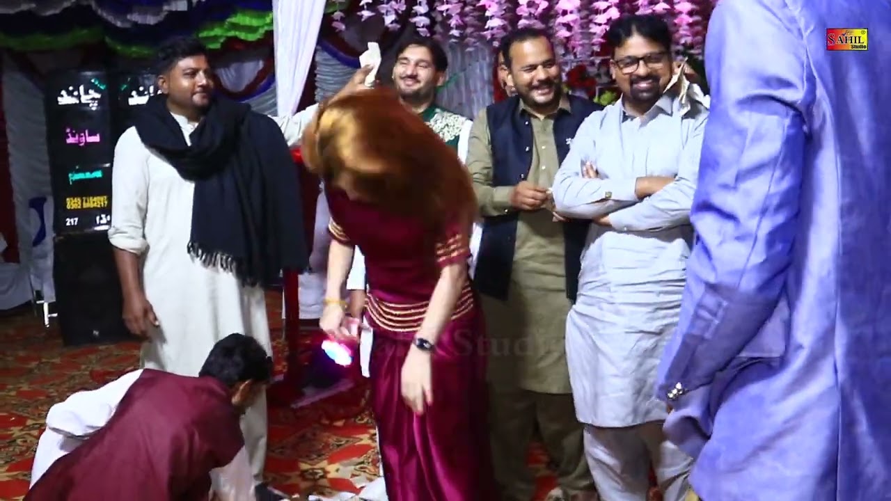 Madam saris Khan program location 75 bi recording by Sahil studio raabta number 0343889374 like Kar