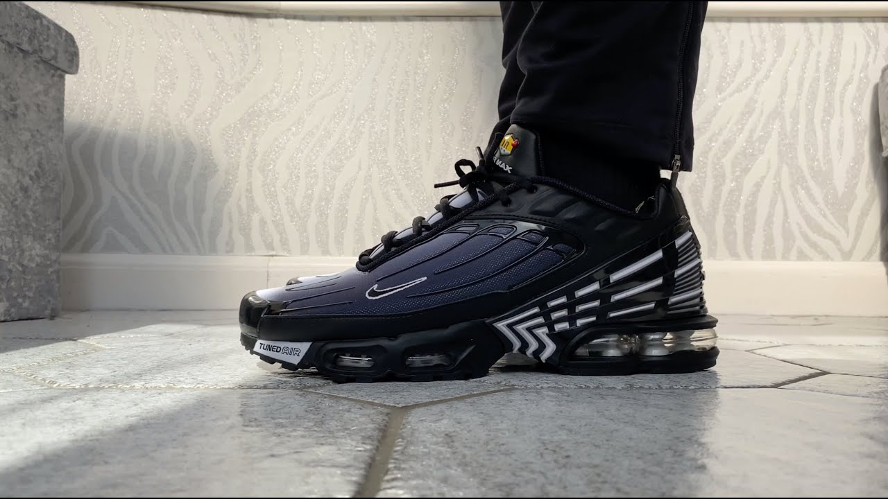 Nike Air Max Plus III 3 TN Tuned Obsidian Men&rsquo;s Trainers Sneakers On Feet