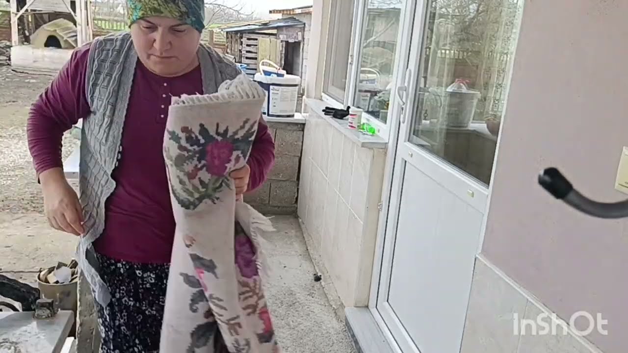 HEP FERYAT FİGAN ORTADA HİÇ BİR ŞEY YOK 🤷 BALKON TEMİZLİĞİ #keşfet #köy #koyvlog #koyhayati#temizlik