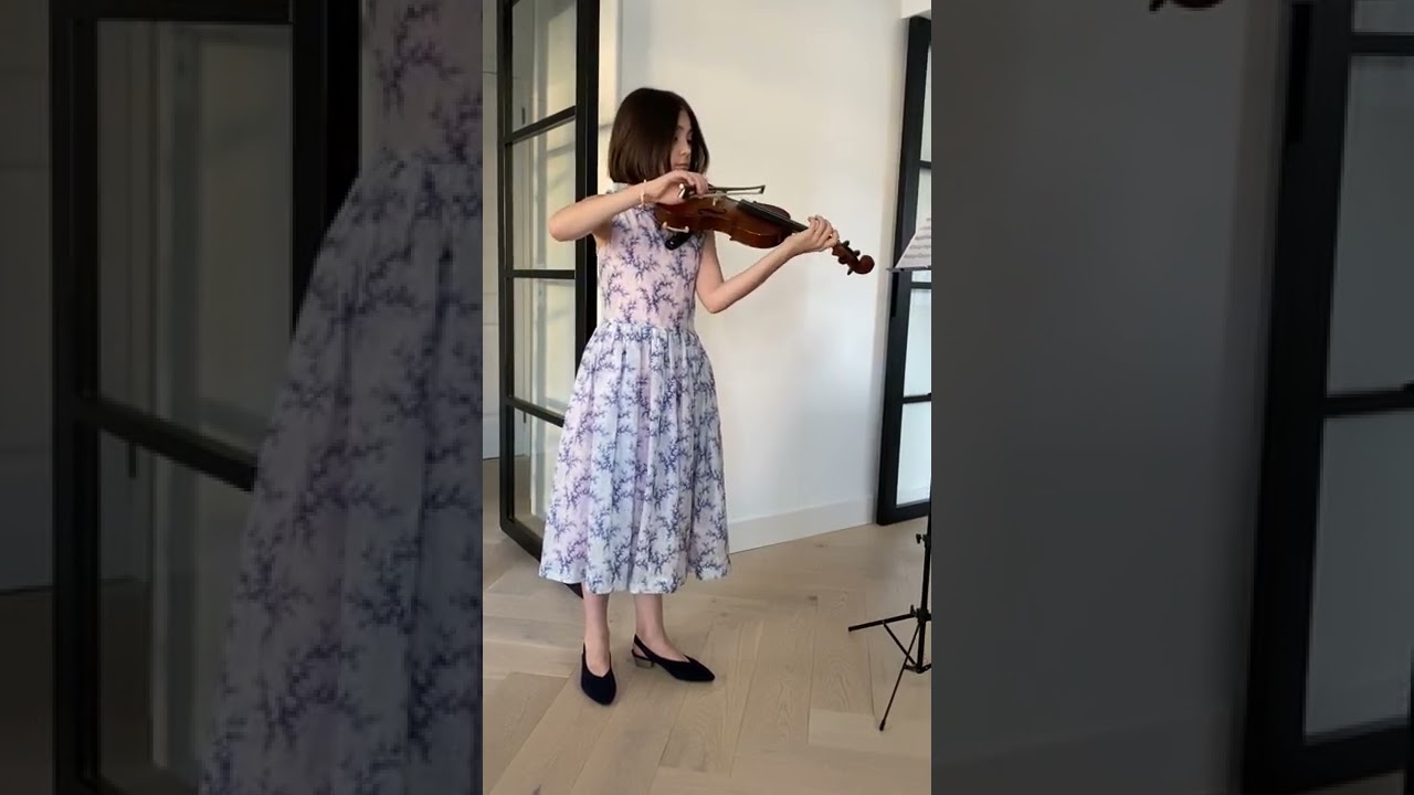 F. Wohlfahrt Etude, violin, by Malika Allaverdieva (11 years old, 3.5 years violin  experience)