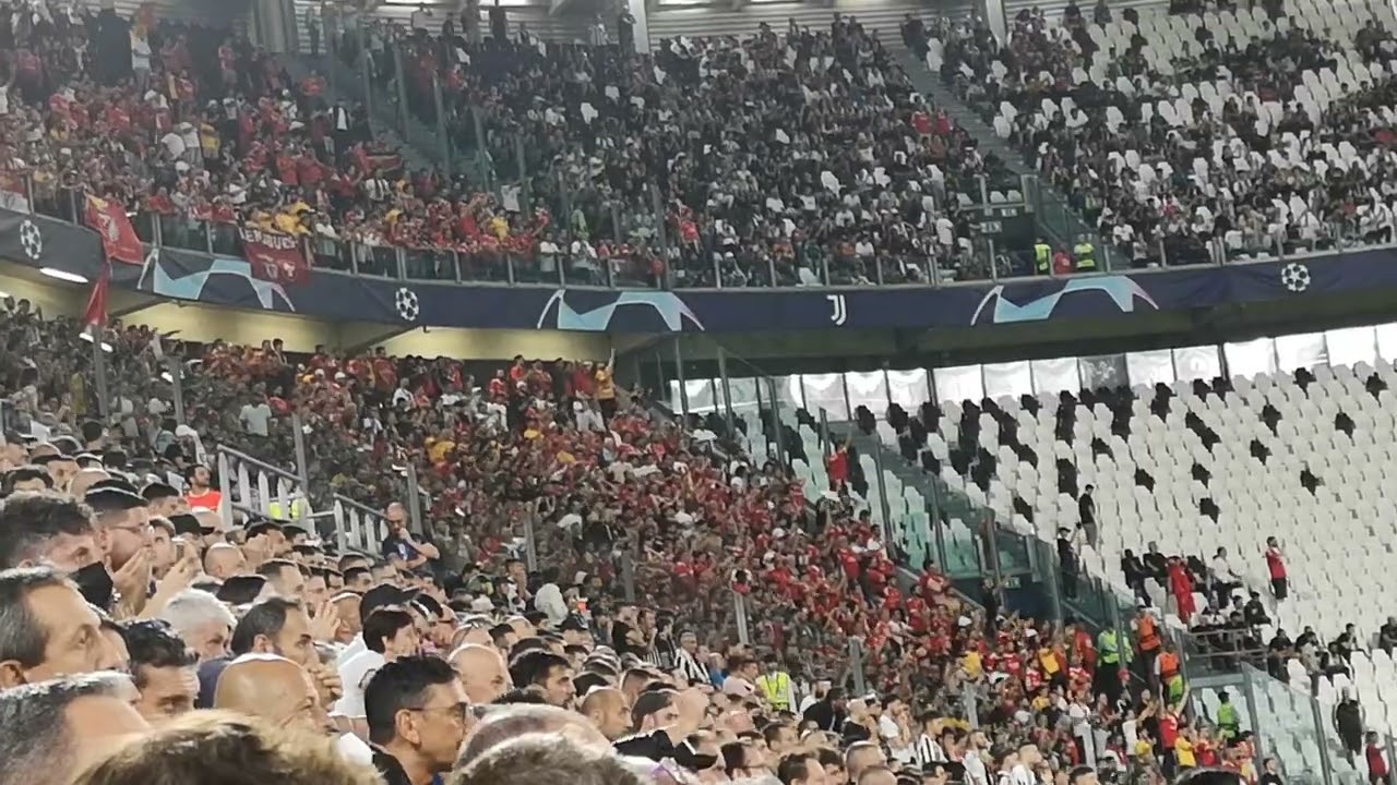 JUVE-BENFICA: RIGORE JOAO MARIO...ESPLODE IL SETTORE OSPITI!!!!