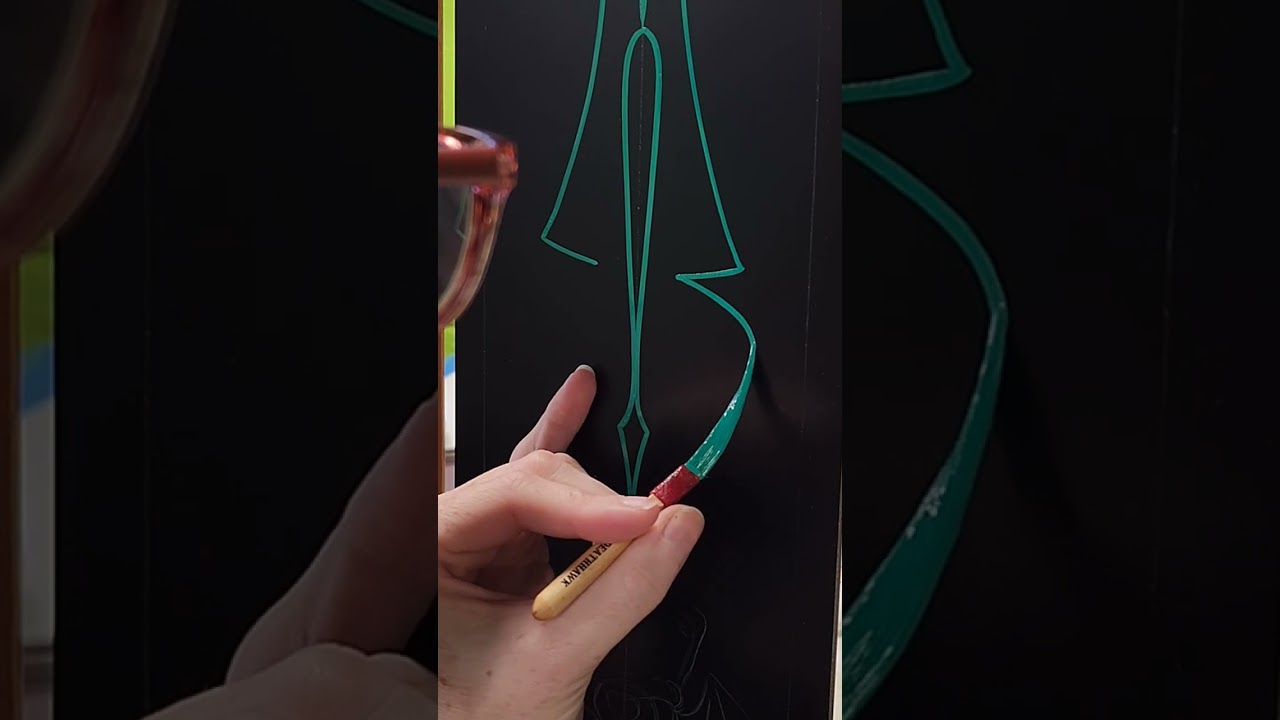 trying a new brush out #pinstriping #hotrodjen #painting #artwork