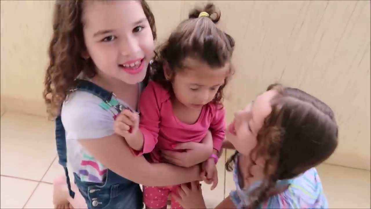 VIRAMOS BABÁ DE VERDADE POR UM DIA - DUDA E CLARA