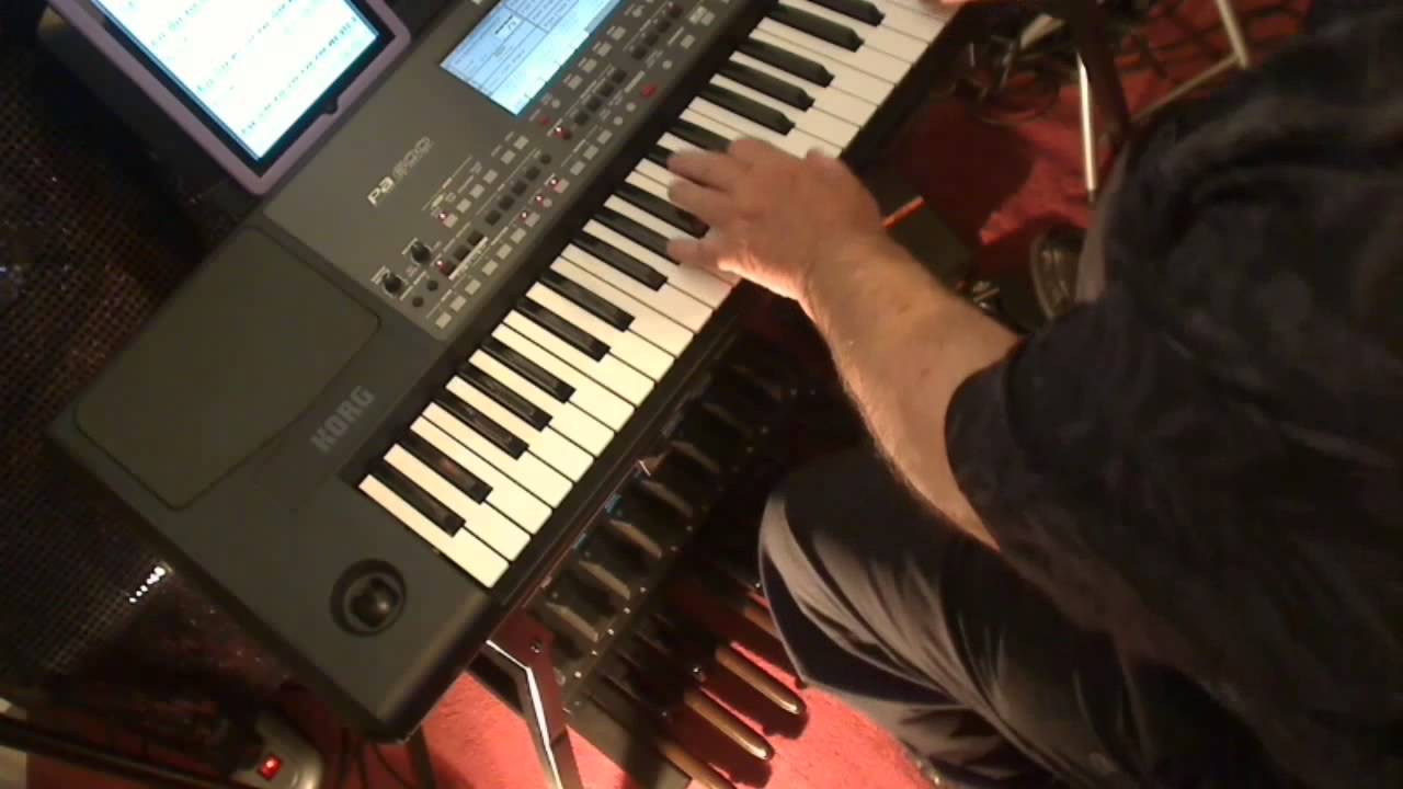Korg PA 600 Plays Church Organ