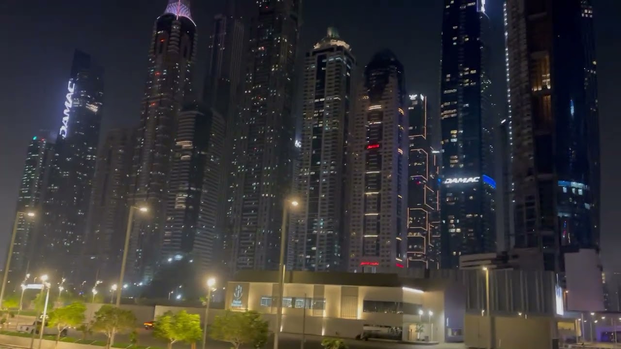 Dubai yacht tour at night. 😊