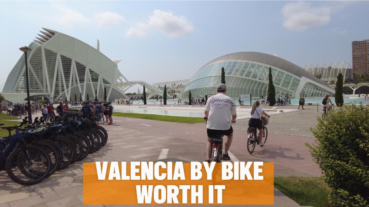 Valencia by Bike: The Perfect Way to Explore Spain's Coolest City! 🚴♂️
