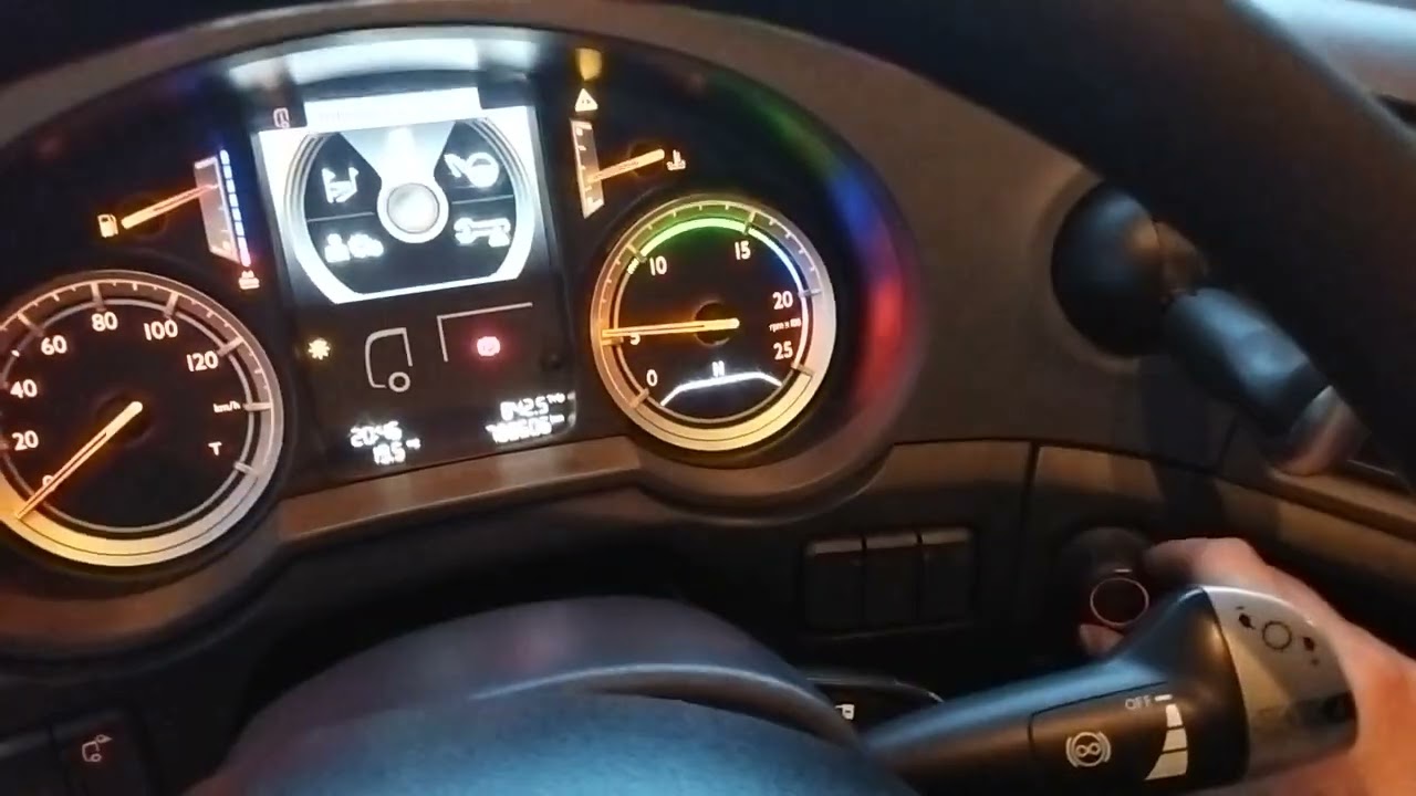 Daf XF ciężarówka z olbrzymią kabiną