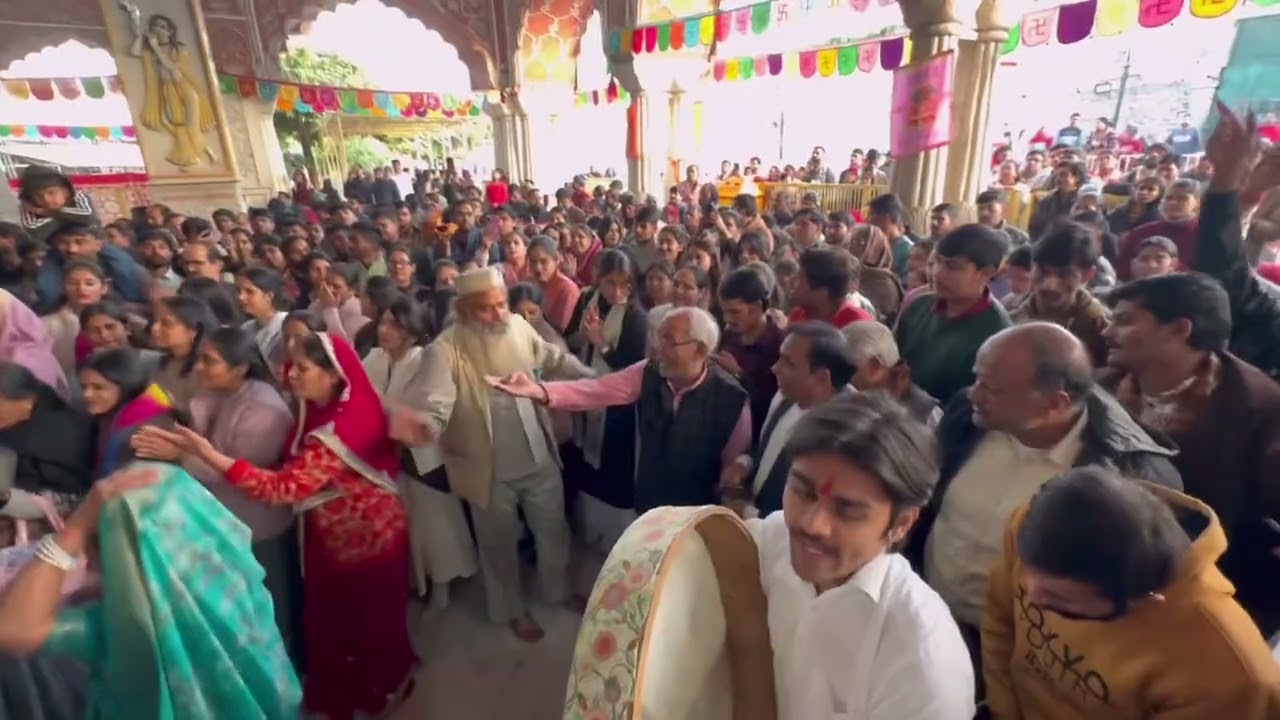 #templesofindia#govinddevjijaipur#holispecial#holifaag#virdavan#murlidhar#shyam#jaipur 