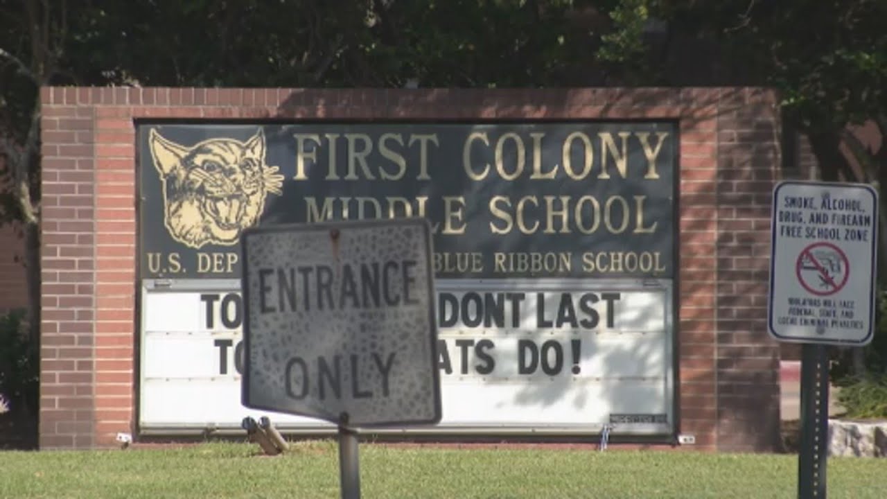 Construction worker dies after falling off roof of FBISD middle school