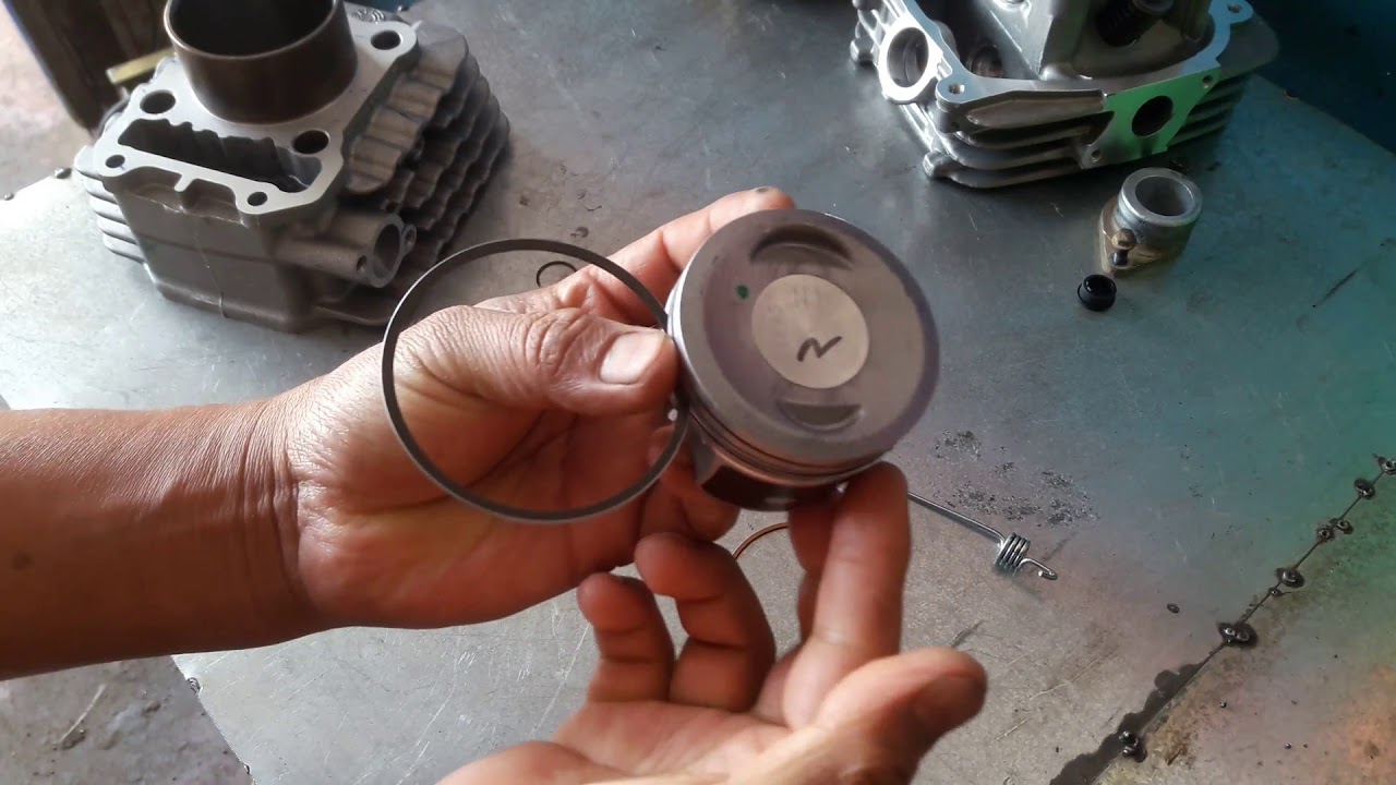 como colocar los ANILLOS al PISTON TORITO BAJAJ CROMZ fácil y sencillo
