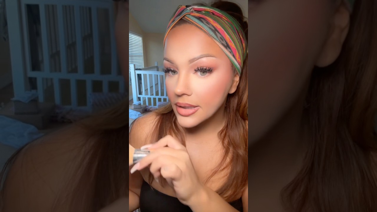 Let me show you how to blend your makeup 